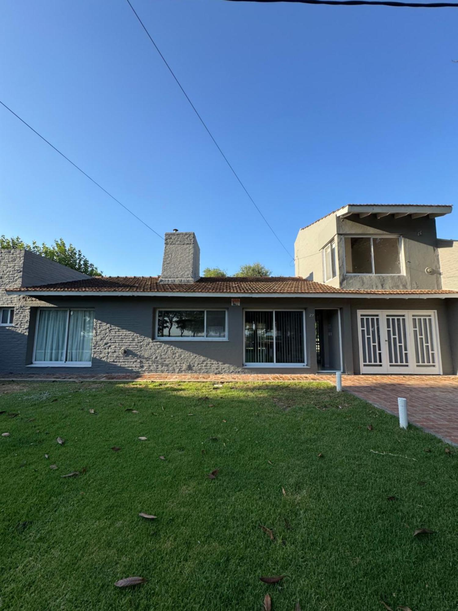 Chascomús Casa Chalet Ensuenos Vista A La Laguna מראה חיצוני תמונה